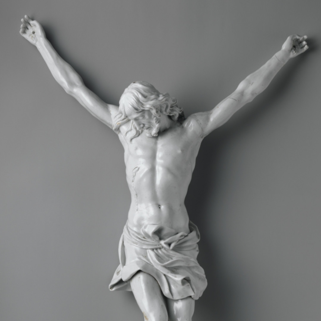 Figura Chrystusa na krzyżu