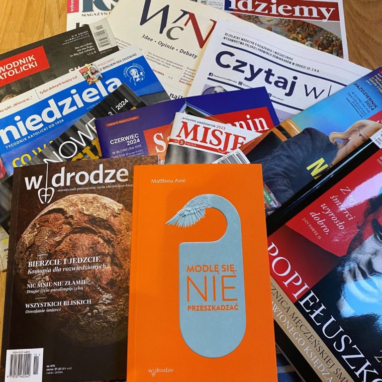 „Modlę się. Nie przeszkadzać” w mediach