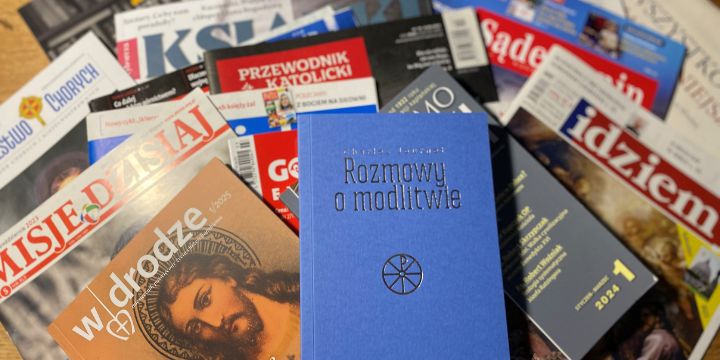 „Rozmowy o modlitwie” w mediach