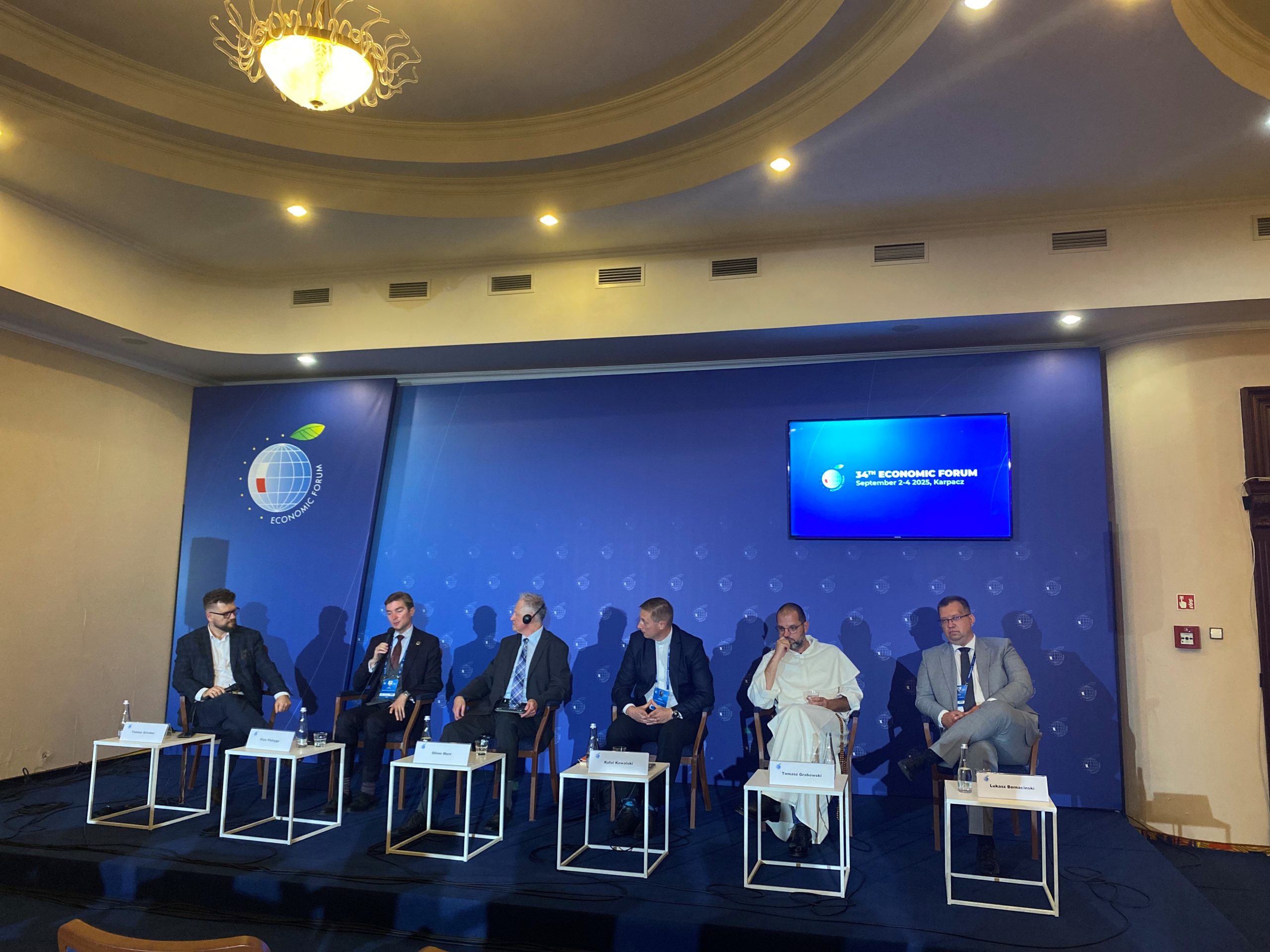 W drodze na Forum Ekonomicznym w Karpaczu