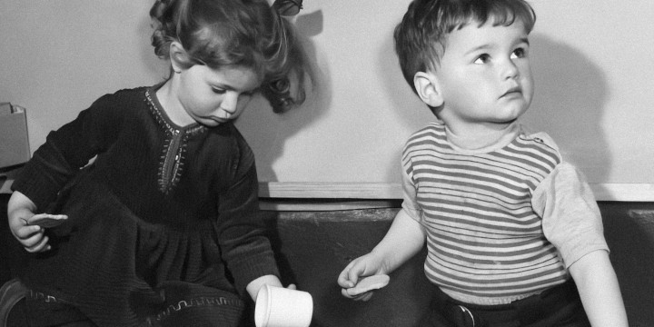 Bracia, siostry i reszta świata