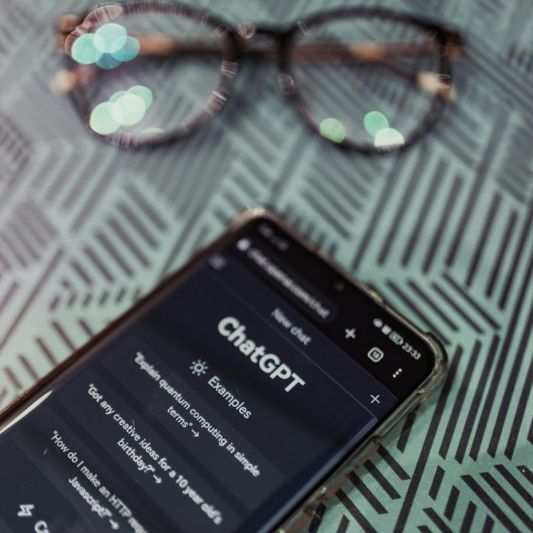 Gdyby ChatGPT pisał za mnie felietony…