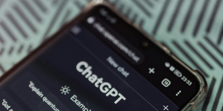 Gdyby ChatGPT pisał za mnie felietony…